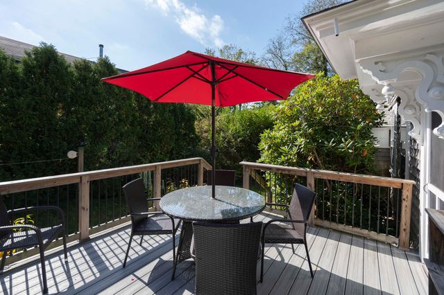 15 Bowditch Road, Falmouth, MA 02540