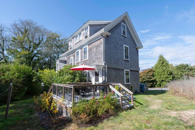 15 Bowditch Road, Falmouth, MA 02540