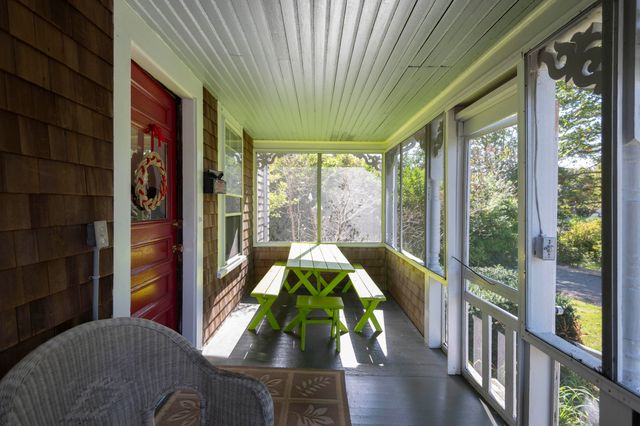 15 Bowditch Road, Falmouth, MA 02540