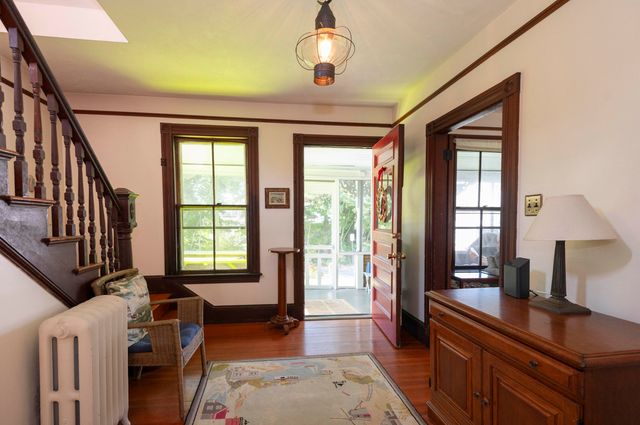 15 Bowditch Road, Falmouth, MA 02540