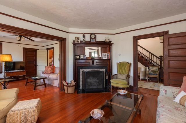 15 Bowditch Road, Falmouth, MA 02540