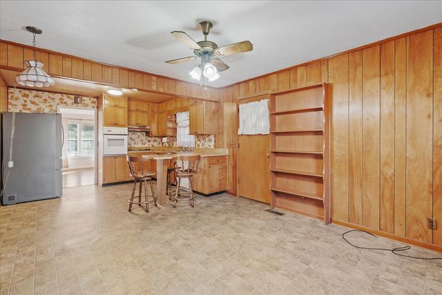 713 Richmond Avenue, Rossville, GA 30741