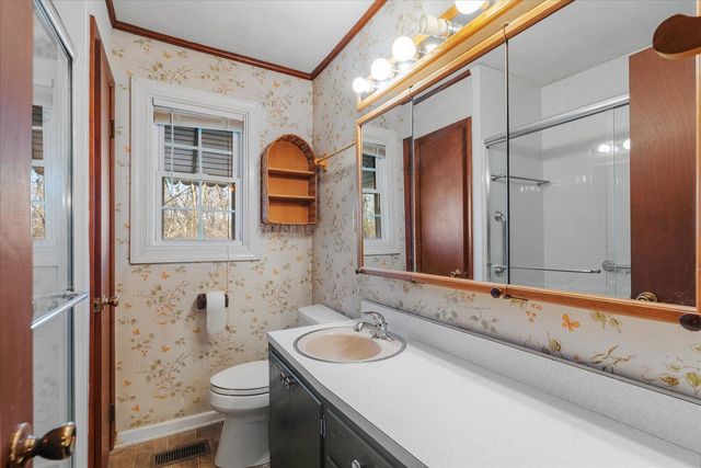 713 Richmond Avenue, Rossville, GA 30741