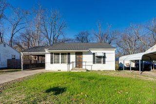 713 Richmond Avenue, Rossville, GA 30741