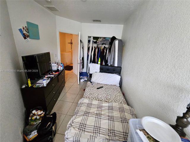 3556 Oleander Ter 3556, Riviera Beach, FL 33404