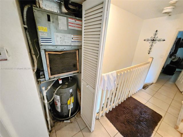 3556 Oleander Ter 3556, Riviera Beach, FL 33404