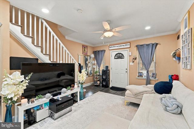 1525 S PATTON ST, Philadelphia, PA 19146