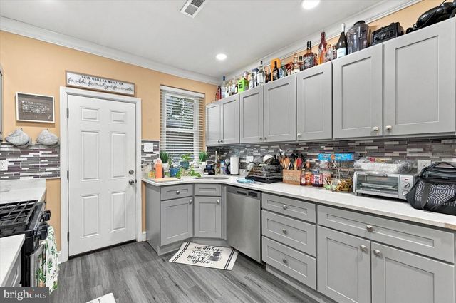 1525 S PATTON ST, Philadelphia, PA 19146