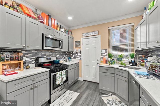 1525 S PATTON ST, Philadelphia, PA 19146