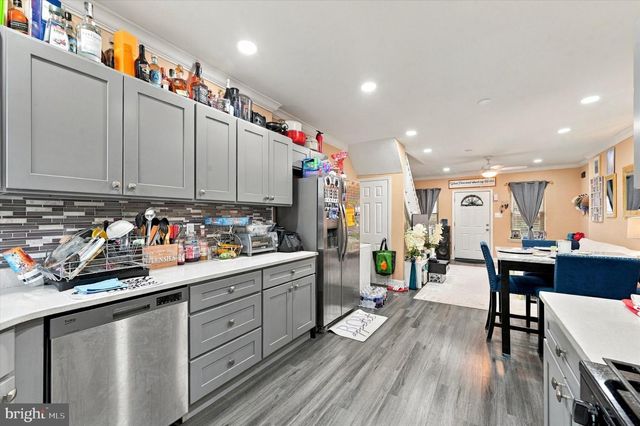 1525 S PATTON ST, Philadelphia, PA 19146