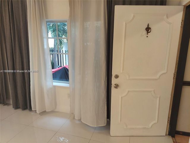 750 Pennsylvania Ave 1, Miami Beach, FL 33139