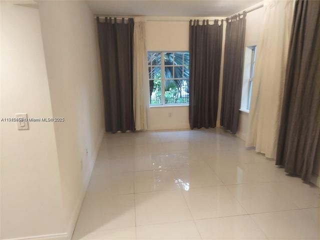 750 Pennsylvania Ave 1, Miami Beach, FL 33139