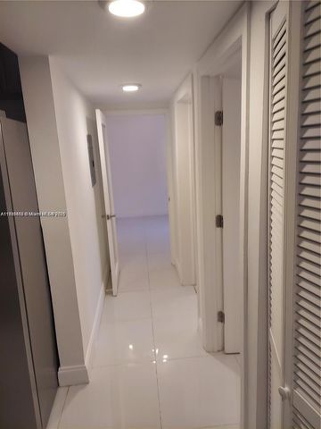 750 Pennsylvania Ave 1, Miami Beach, FL 33139