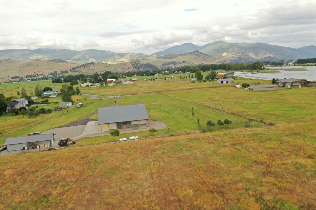 19 River Runs Court, Plains, MT 59859 photo 4