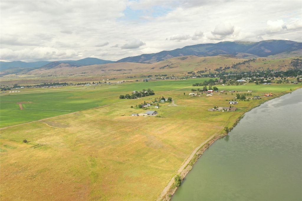19 River Runs Court, Plains, MT 59859 photo 5