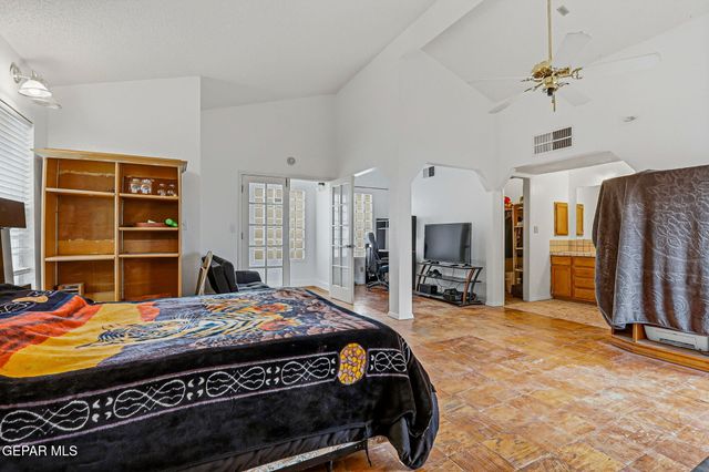 2508 MOUNTAIN Avenue, El Paso, TX 79930