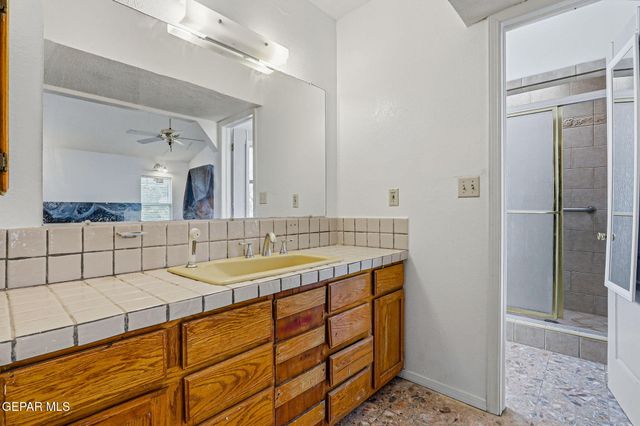 2508 MOUNTAIN Avenue, El Paso, TX 79930