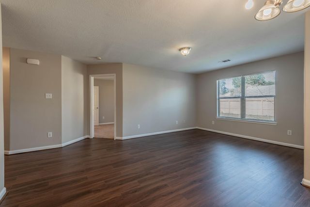 10233 Azalea Vlg Village, Houston, TX 77088