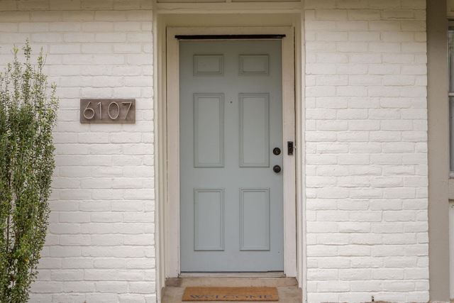 6107 Harwin LN, Austin, TX 78745