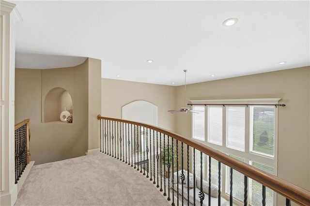 5201 W 164th Street, Overland Park, KS 66085