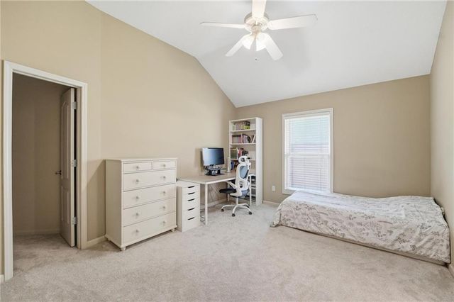 5201 W 164th Street, Overland Park, KS 66085