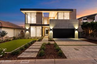 4537 E MONTECITO Avenue, Phoenix, AZ 85018