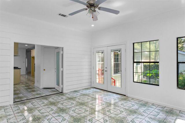 241 County Road 3314, Cleveland, TX 77327