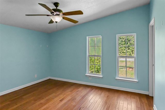 241 County Road 3314, Cleveland, TX 77327