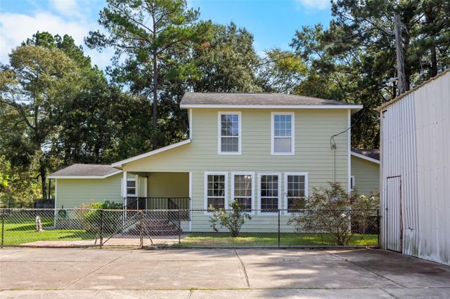 241 County Road 3314, Cleveland, TX 77327