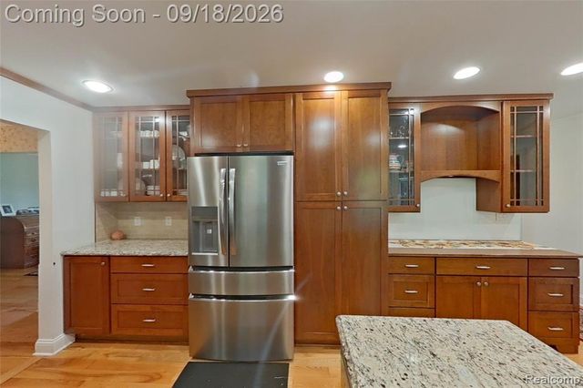 2427 Karen Drive, Howell, MI 48855