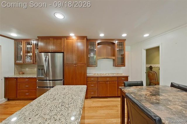 2427 Karen Drive, Howell, MI 48855
