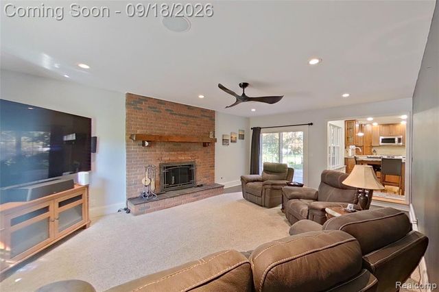 2427 Karen Drive, Howell, MI 48855