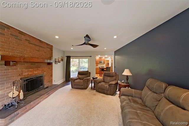 2427 Karen Drive, Howell, MI 48855