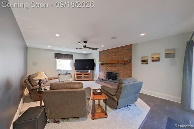 2427 Karen Drive, Howell, MI 48855