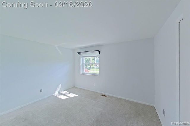 2427 Karen Drive, Howell, MI 48855