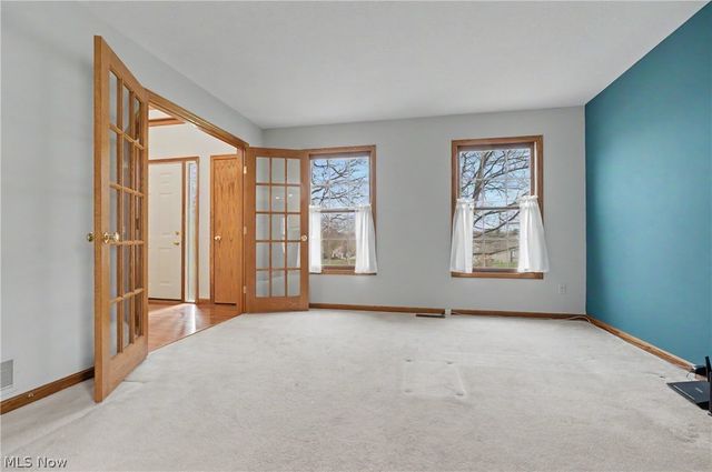 9498 Andrew Drive, Twinsburg, OH 44087
