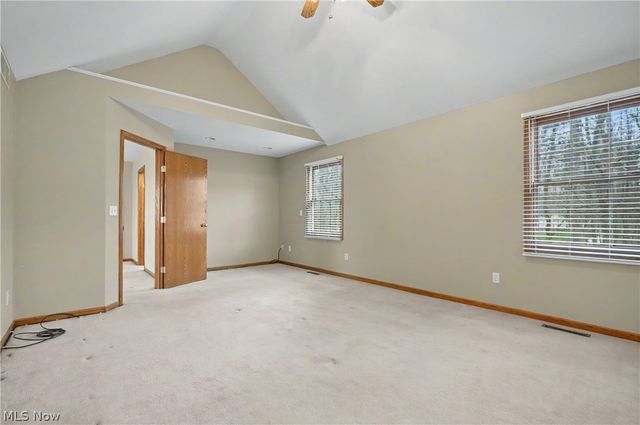 9498 Andrew Drive, Twinsburg, OH 44087