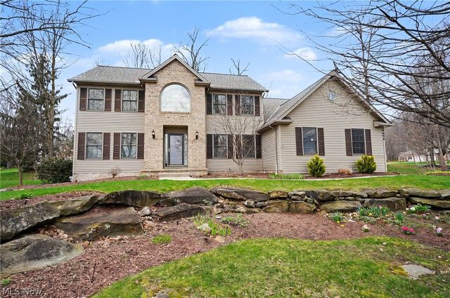 9498 Andrew Drive, Twinsburg, OH 44087