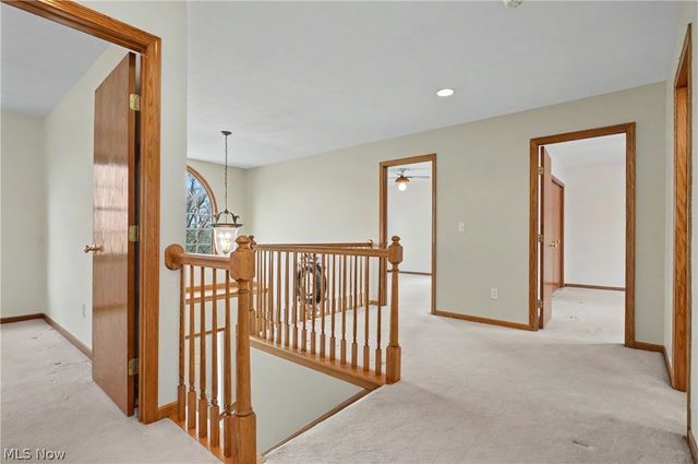 9498 Andrew Drive, Twinsburg, OH 44087