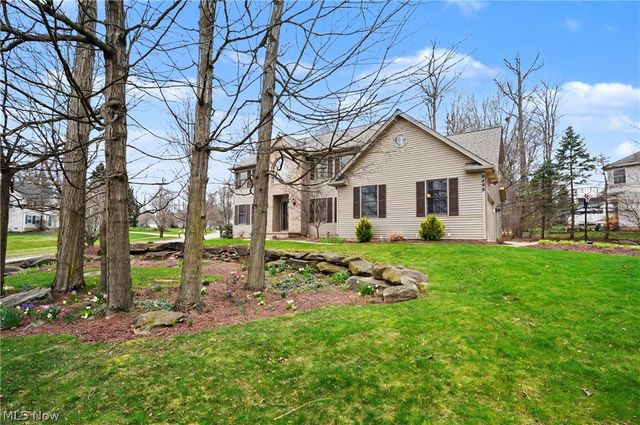 9498 Andrew Drive, Twinsburg, OH 44087
