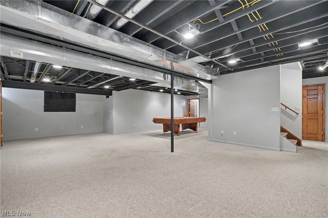 9498 Andrew Drive, Twinsburg, OH 44087