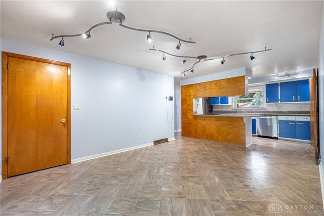 5155 Marshall Road, Washington Twp, OH 45429