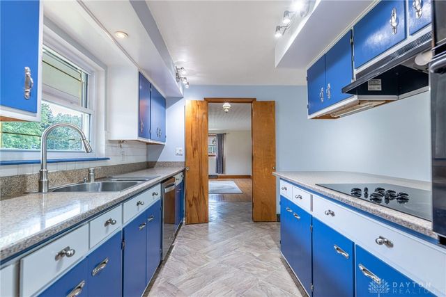 5155 Marshall Road, Washington Twp, OH 45429