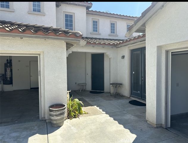 11306 Trailstone Court, Riverside, CA 92505