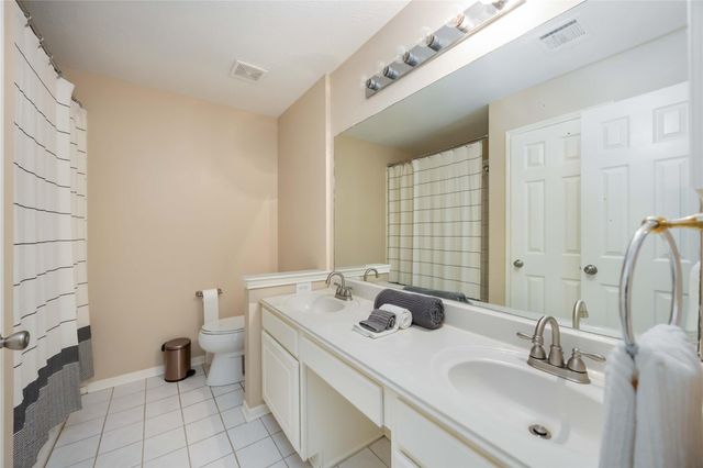 5498 Appleblossom Lane, Friendswood, TX 77546