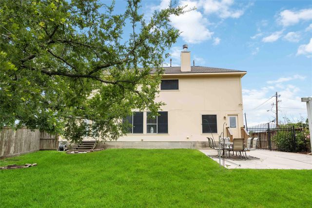 5498 Appleblossom Lane, Friendswood, TX 77546