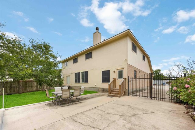 5498 Appleblossom Lane, Friendswood, TX 77546