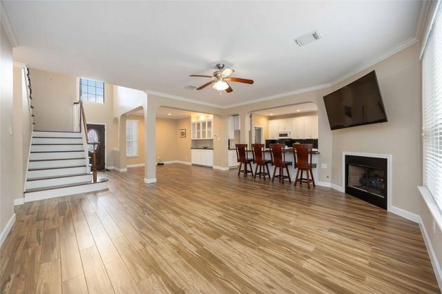 5498 Appleblossom Lane, Friendswood, TX 77546