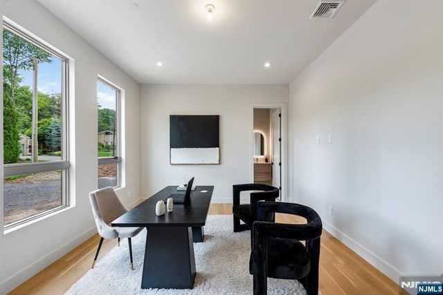 144 Demarest Avenue, Englewood Cliffs, NJ 07632
