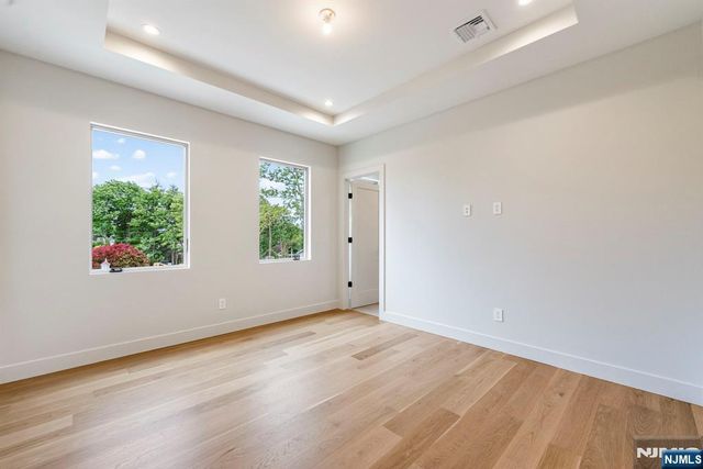 144 Demarest Avenue, Englewood Cliffs, NJ 07632